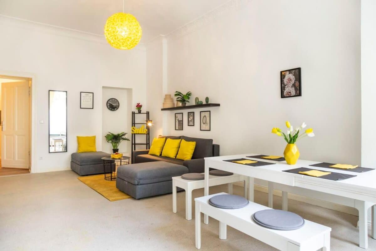 Modern 2 Bedroom Apartment In Berlin Schoeneberg Ngoại thất bức ảnh
